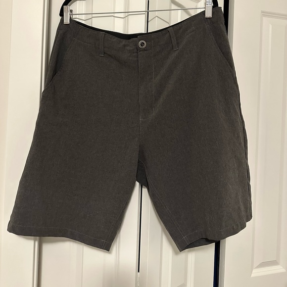 Men’s Surf N Turf Shorts - 36 - Picture 2 of 4